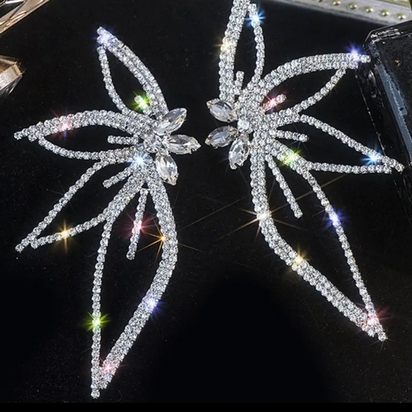 🎀All Over Rhinestone Leafy Earring - Picture 4 of 9